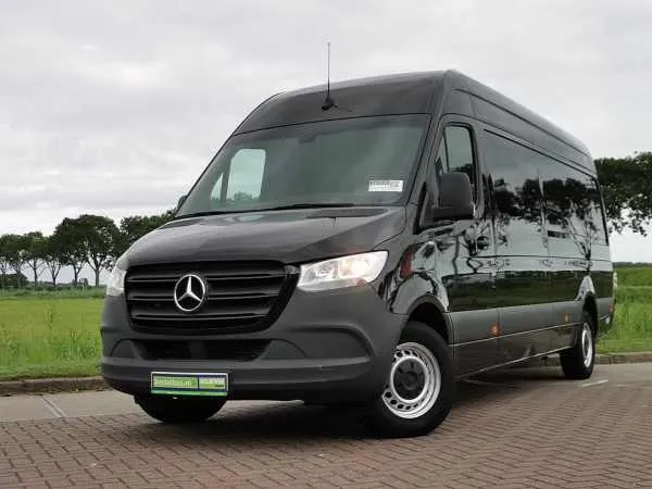 Mercedes-Benz Sprinter 319 L3H2 Maxi 3.0L 6-Cil Image 1